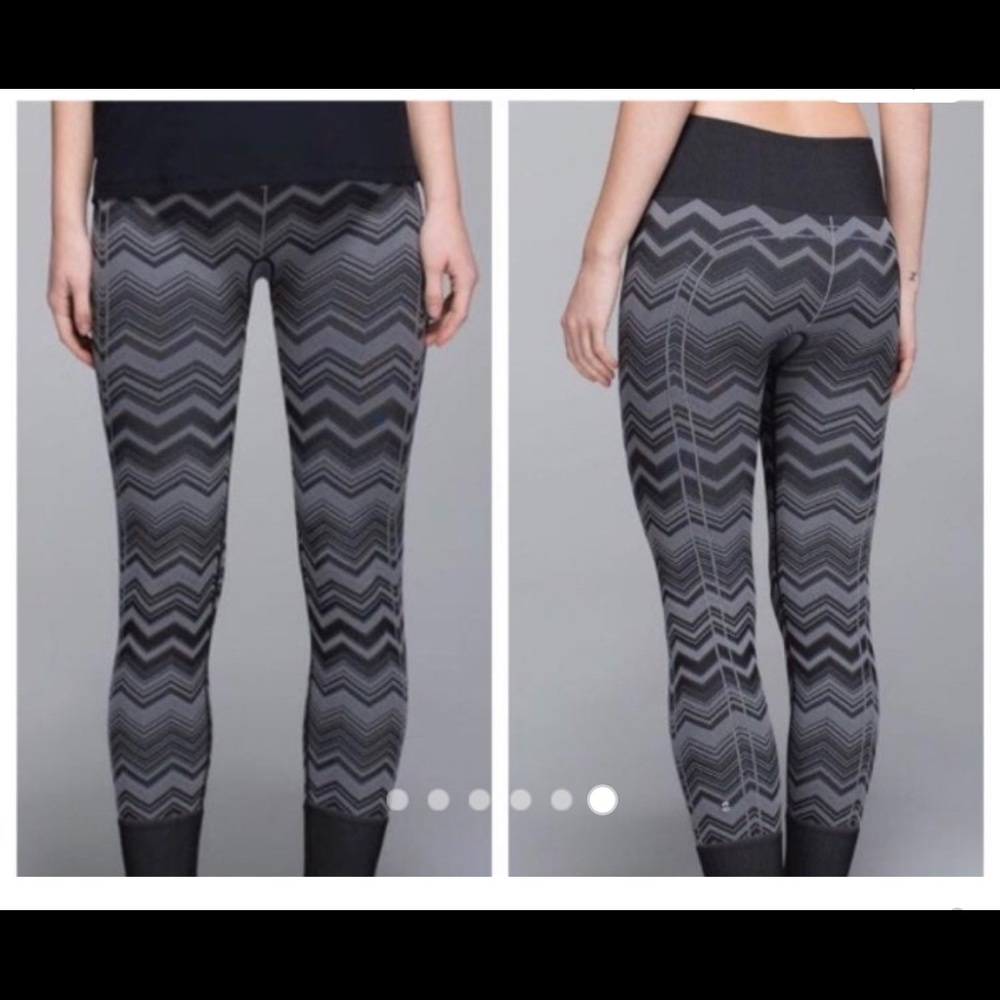 Lululemon yoga pants